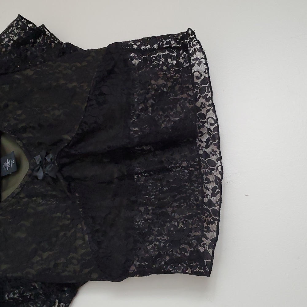 *NWT* Hot Topic's Cosmic Aura Black Lace Overlay With Olive Coloring Baby Tee - Picture 7 of 16